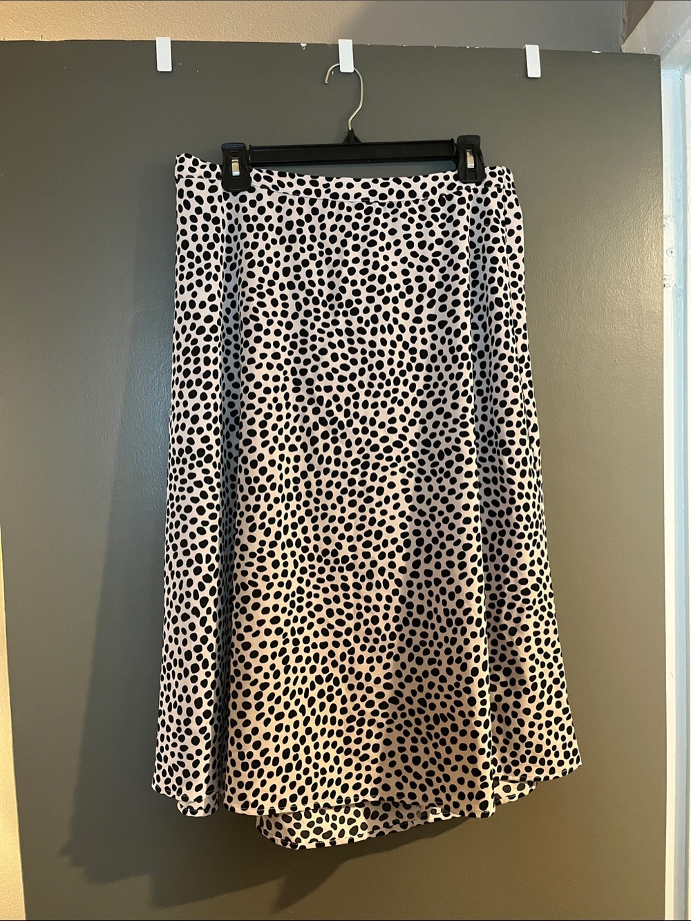 NWT T Tahari Black & Cream Dalmatian Print A-Line Skirt